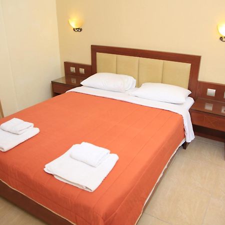 Hotel Zeus Afytos Zewnętrze zdjęcie